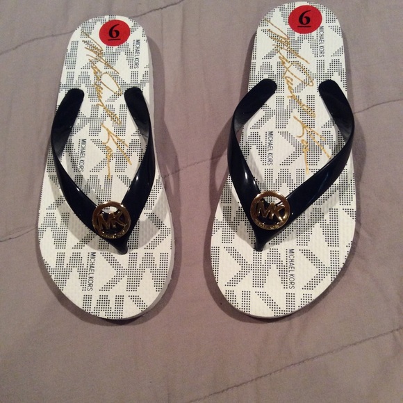 Brand new Micheal Kors Sandals - Picture 1 of 4